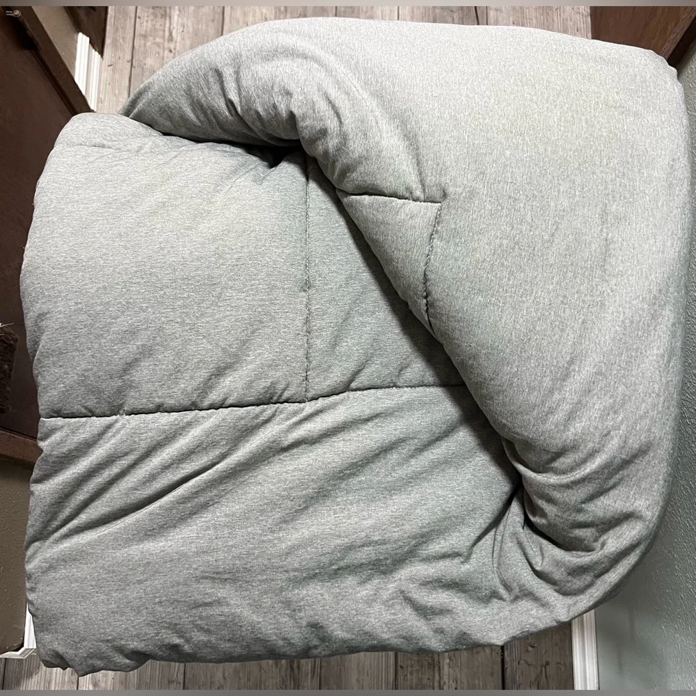 UGG Lenora Comforter Lightweight Down Alternative Blanket All Season